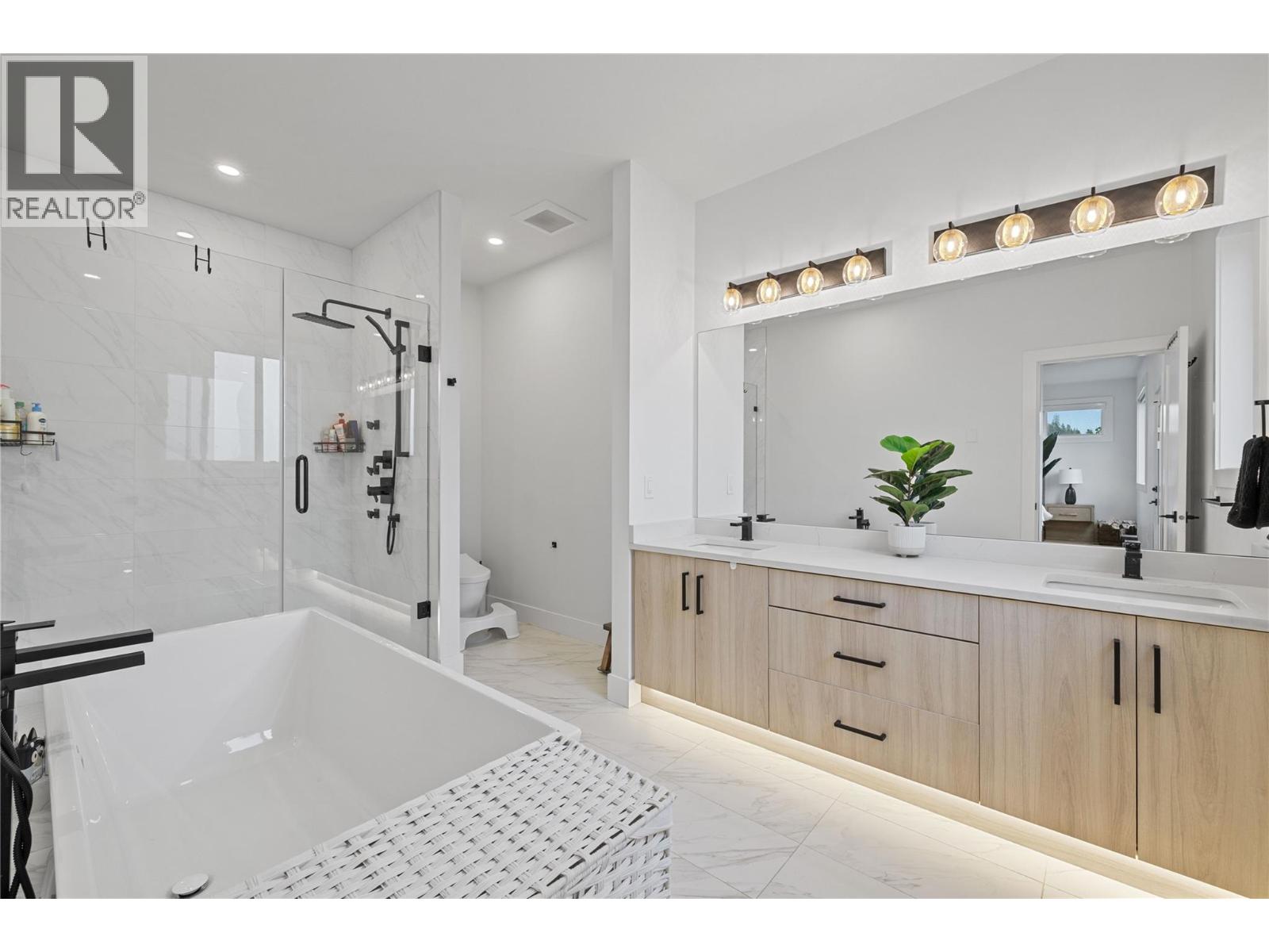  389 Moubray Road, Kelowna
