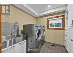 20369 Centre Street, East Gwillimbury, ON L0G1M0 Photo 17