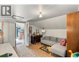 250 3rd Avenue E, Gravelbourg, SK S0H1X0 Photo 16