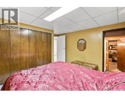 250 3rd Avenue E, Gravelbourg, SK S0H1X0 Photo 33
