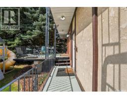250 3rd Avenue E, Gravelbourg, SK S0H1X0 Photo 40