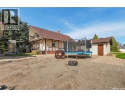 250 3rd Avenue E, Gravelbourg, SK S0H1X0 Photo 43