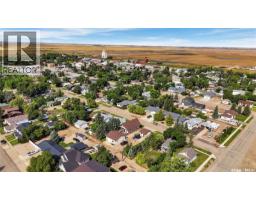 250 3rd Avenue E, Gravelbourg, SK S0H1X0 Photo 55