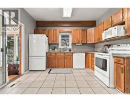 Playroom - 250 3rd Avenue E, Gravelbourg, SK S0H1X0 Photo 8