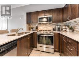 215 - 40 Via Rosedale, Brampton, ON L6R4A4 Photo 10