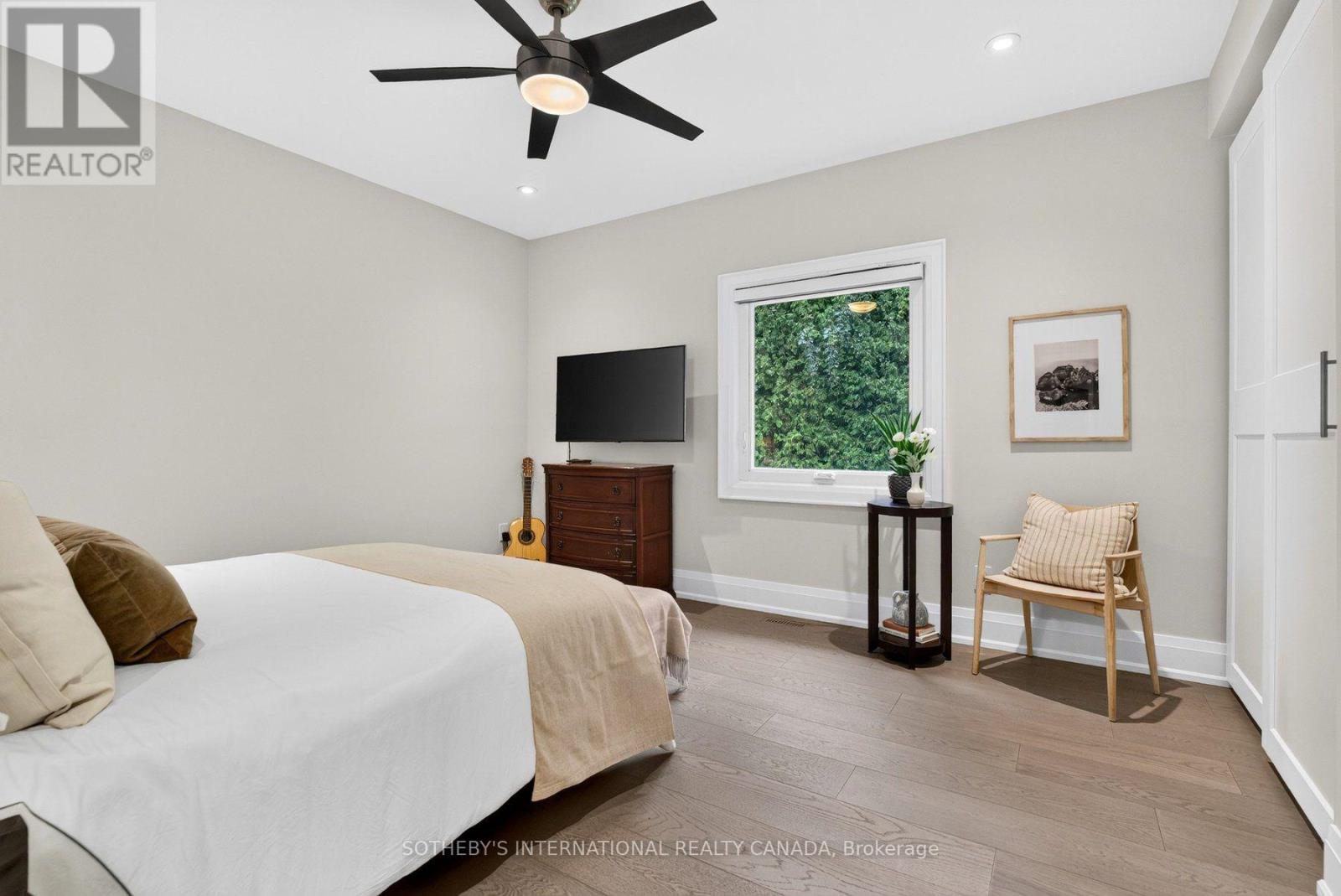 1393 HAZELTON BOULEVARD - 20