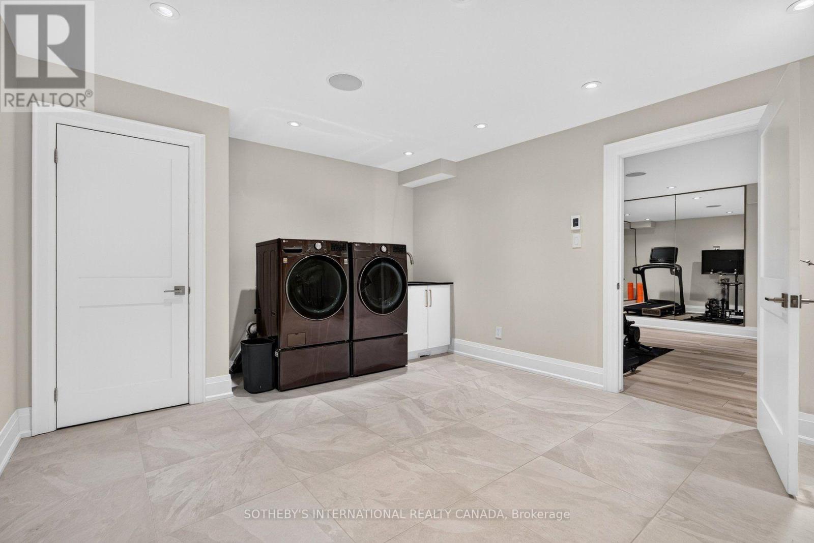 1393 HAZELTON BOULEVARD - 29