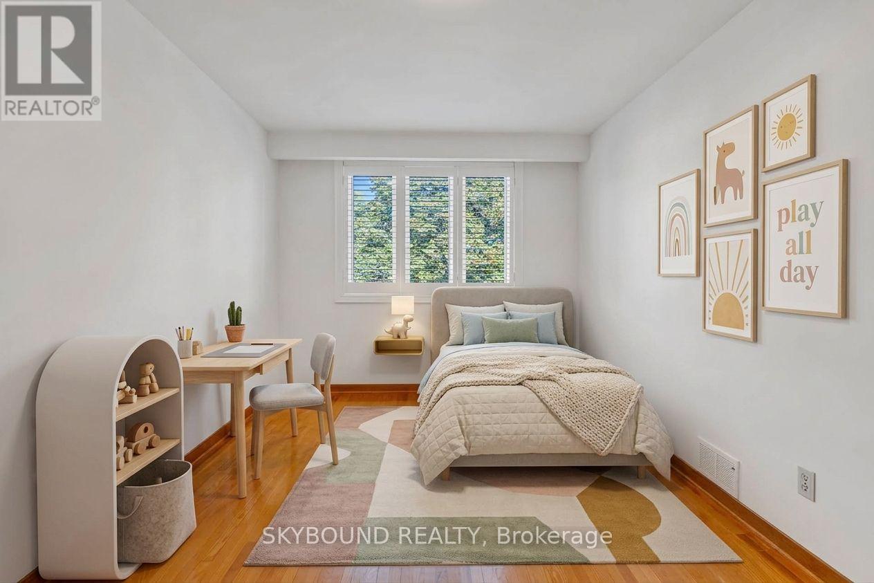 30 WOODMOUNT AVENUE - 19