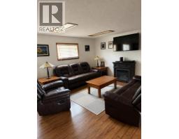 Laundry room - 5204 51 Avenue, Consort, AB T0C1B0 Photo 11