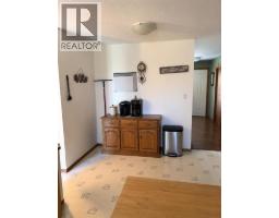 Living room - 5204 51 Avenue, Consort, AB T0C1B0 Photo 8