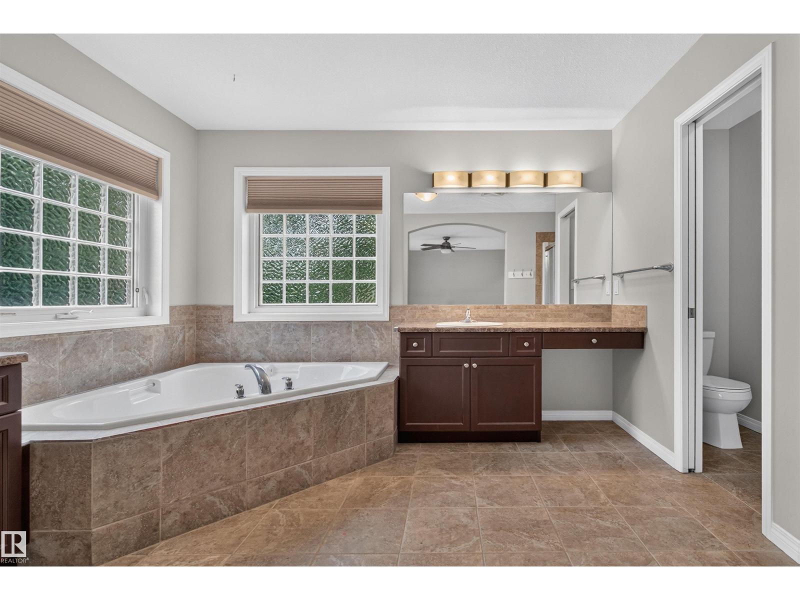 11910 93 ST NW - 29