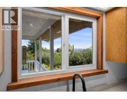 178 Rodello St, Comox, BC V9M1V2 Photo 18
