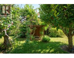 178 Rodello St, Comox, BC V9M1V2 Photo 44