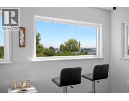 Living room - 178 Rodello St, Comox, BC V9M1V2 Photo 7