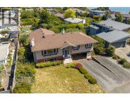 178 Rodello St, Comox, BC V9M1V2 Photo 51