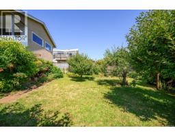 178 Rodello St, Comox, BC V9M1V2 Photo 45