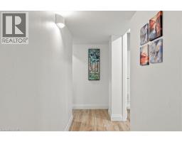 Foyer - 212 West 33rd Street, Hamilton, ON L9C5J5 Photo 11