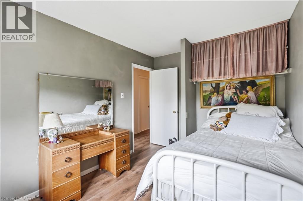 #70 643 WOODWARD Avenue - Image 22
