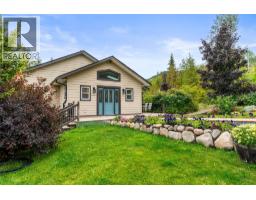 Den - 5089a Cedar Hill Road, Falkland, BC V0E1W0 Photo 14