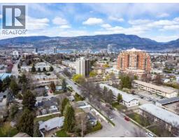 1201 Kelglen Crescent, Kelowna, BC V1Y6K4 Photo 27