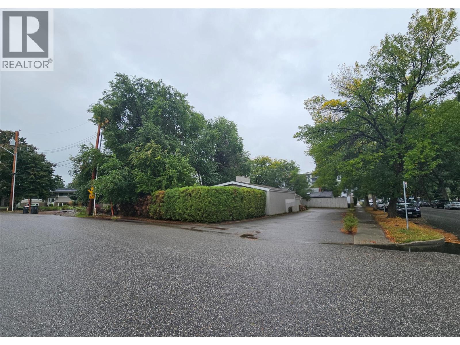 1201 Kelglen Crescent - 30