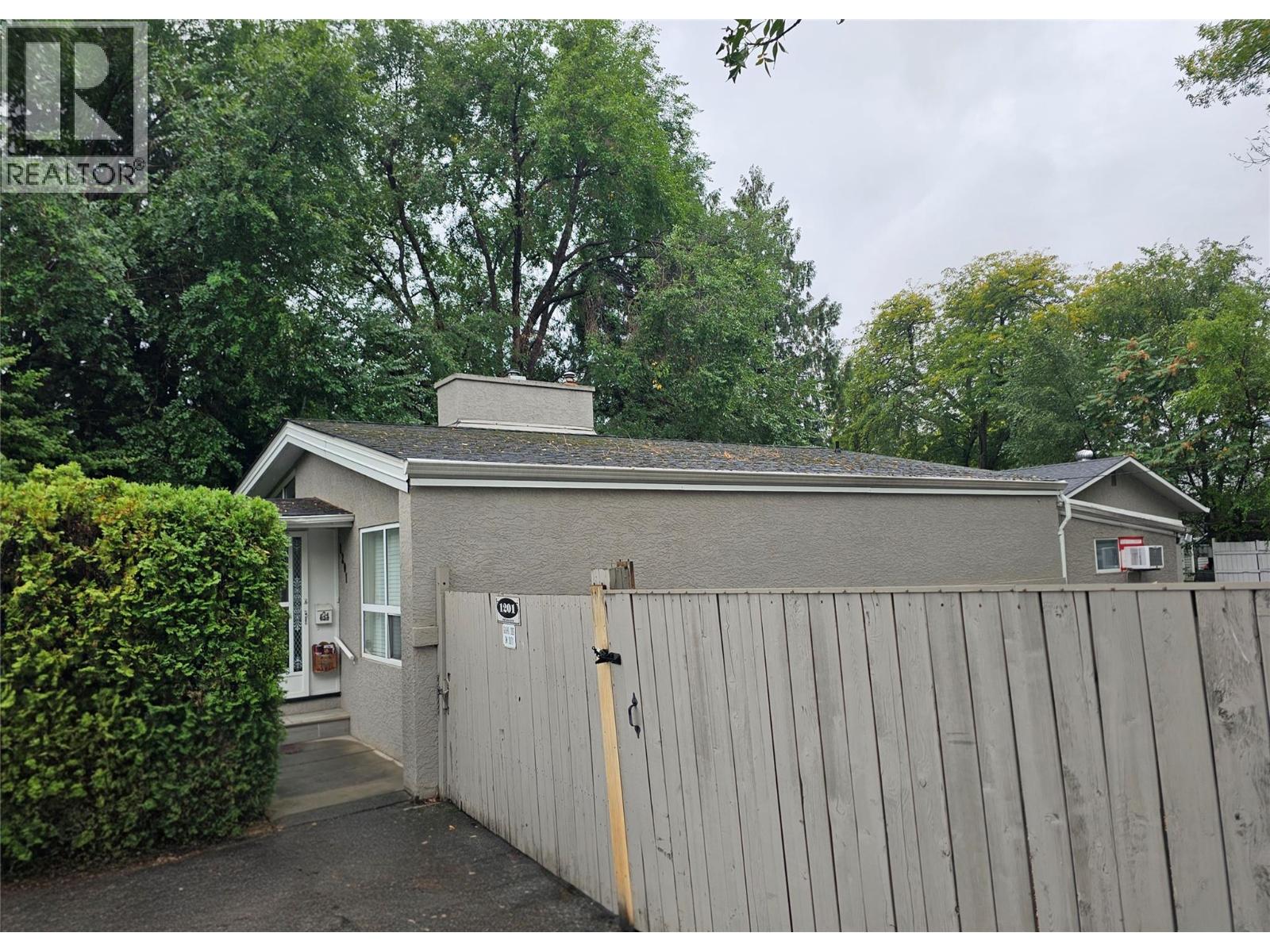 1201 Kelglen Crescent - 29