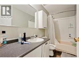 Laundry room - 877 Admirals Rd, Esquimalt, BC V9A2P1 Photo 16
