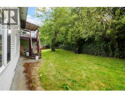 877 Admirals Rd, Esquimalt, BC V9A2P1 Photo 30