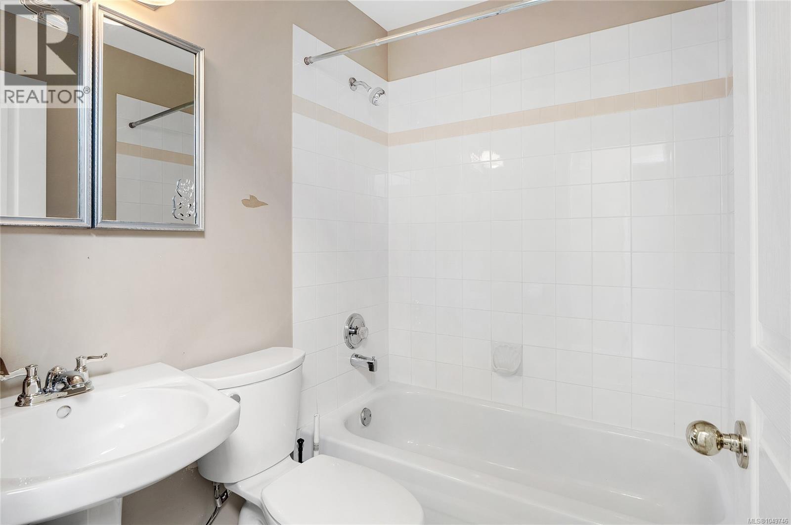 401 445 Cook Street, Victoria