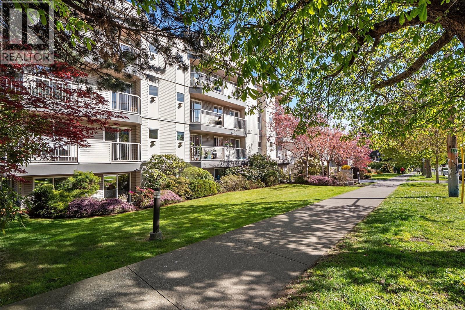 401 445 Cook Street, Victoria