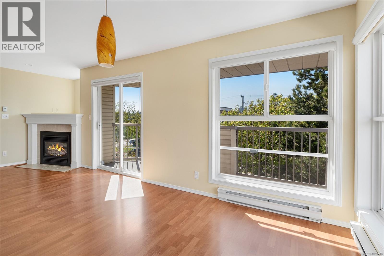 401 445 Cook Street, Victoria