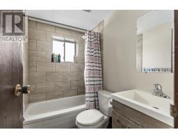 269 Goulais Ave, Sault Ste  Marie, ON P6C5A2 Photo 23