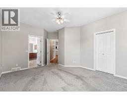 5pc Bathroom - 48 Rockywood Circle Nw, Calgary, AB T3G5W2 Photo 16