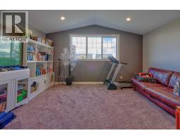 611 Robinson Avenue, Penhold, AB T0M1R0 Photo 32