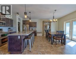 4pc Bathroom - 611 Robinson Avenue, Penhold, AB T0M1R0 Photo 13