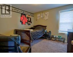 611 Robinson Avenue, Penhold, AB T0M1R0 Photo 30