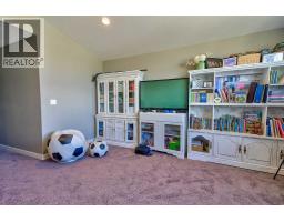 611 Robinson Avenue, Penhold, AB T0M1R0 Photo 34