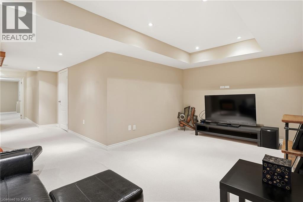 #89 1035 VICTORIA Road S - Image 27