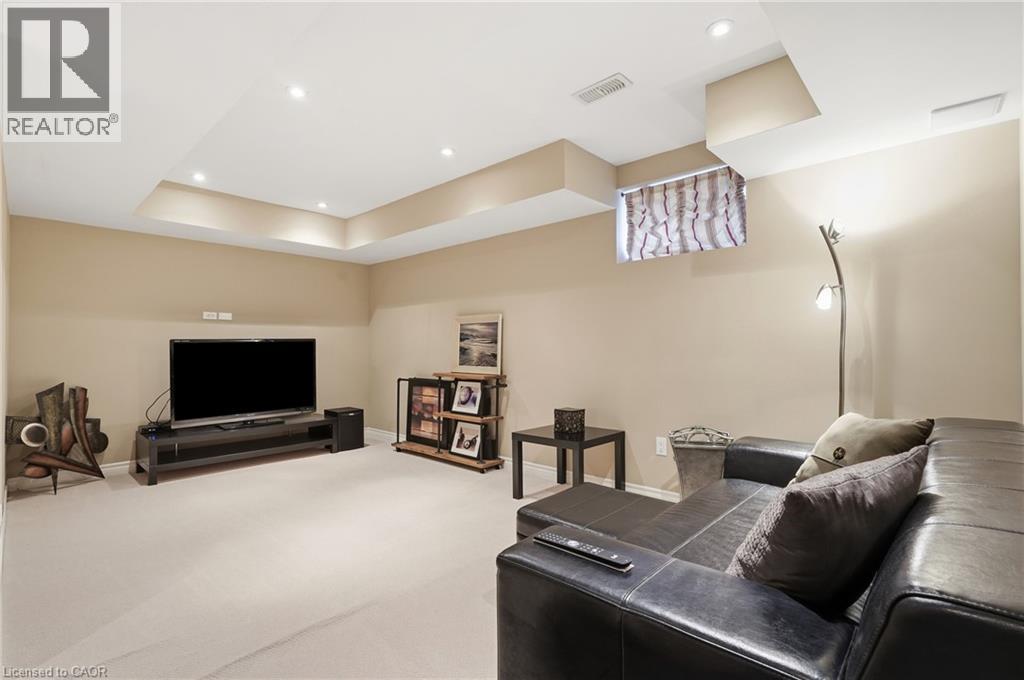 #89 1035 VICTORIA Road S - Image 25