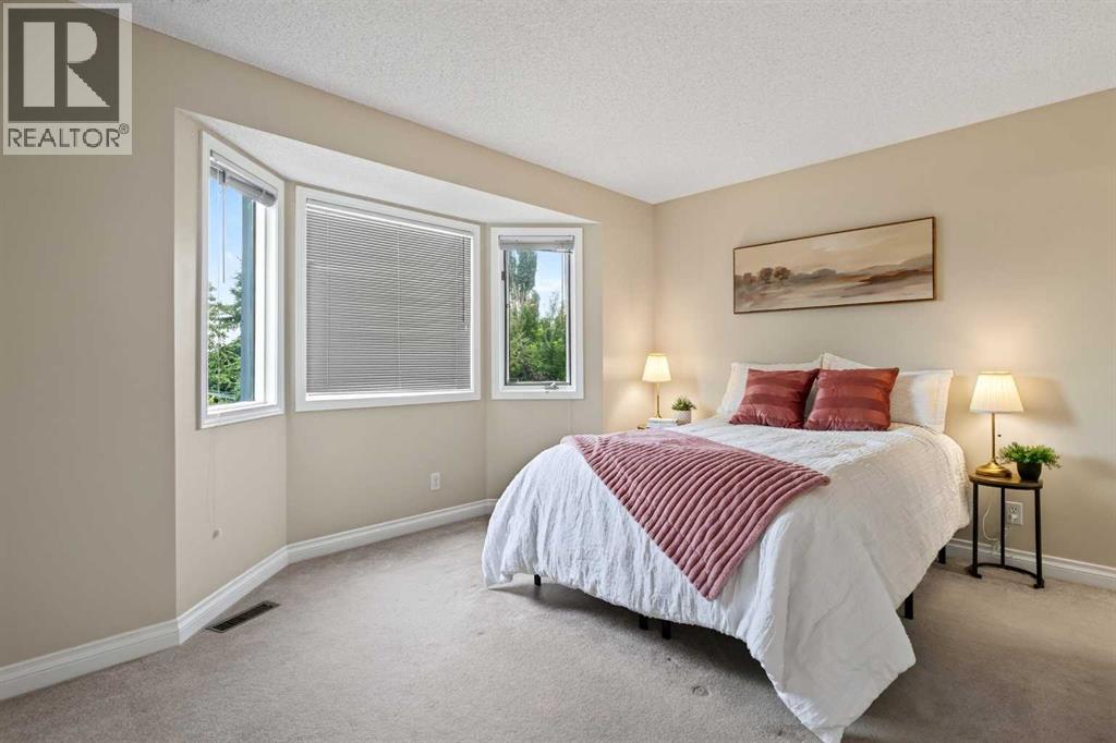 15 Sunridge Crescent NW - Image 31