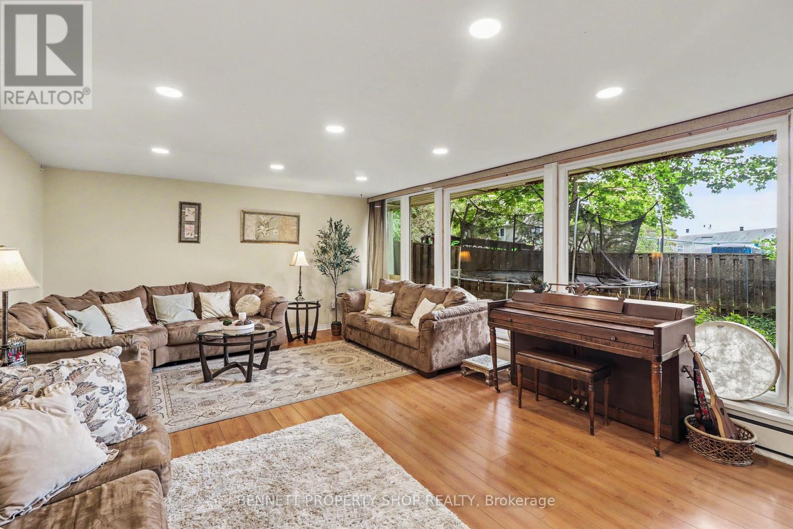1770 MONTREAL ROAD, Ottawa. Luxury613. By Peter Sagos - Image 9