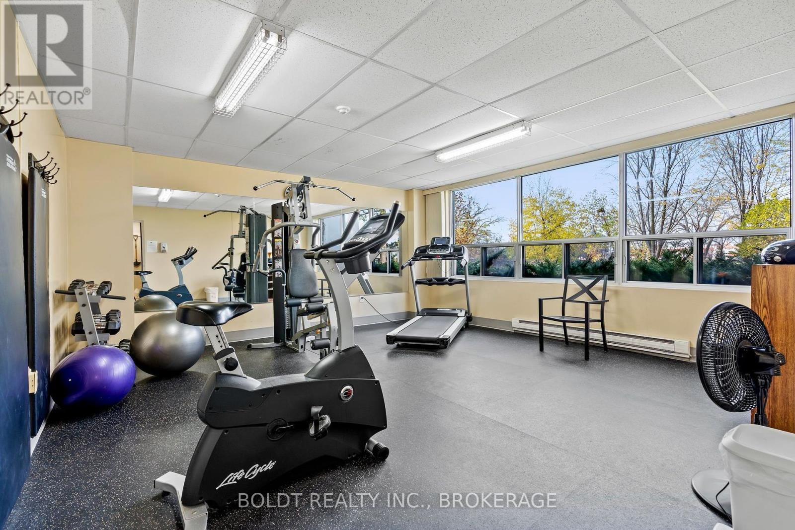 #509 365 GENEVA STREET - Image 23