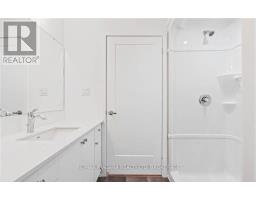 214 - 781 Clare Avenue, Welland, ON L3C0K1 Photo 9