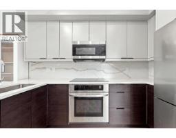 226 E 8th Street, North Vancouver, BC V7L1Z1 Photo 6
