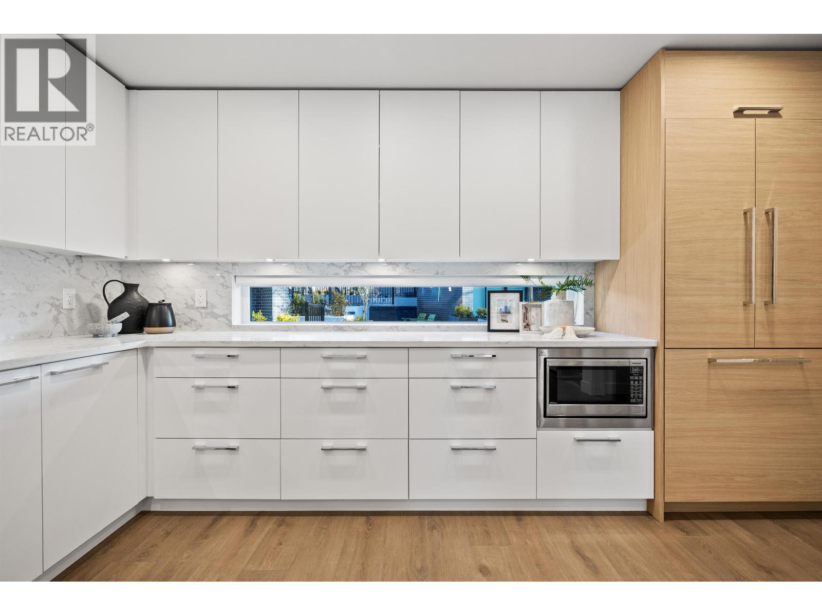 3140 WOODBINE DRIVE, North Vancouver