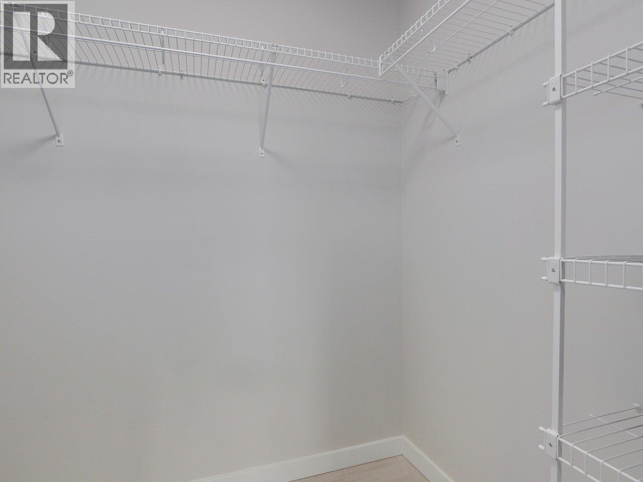 304 110 E 17TH STREET, North Vancouver - Image 1