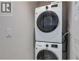 304 110 E 17th Street, North Vancouver, BC V7L0K4 Photo 15