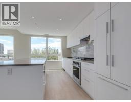 304 110 E 17th Street, North Vancouver, BC V7L0K4 Photo 8