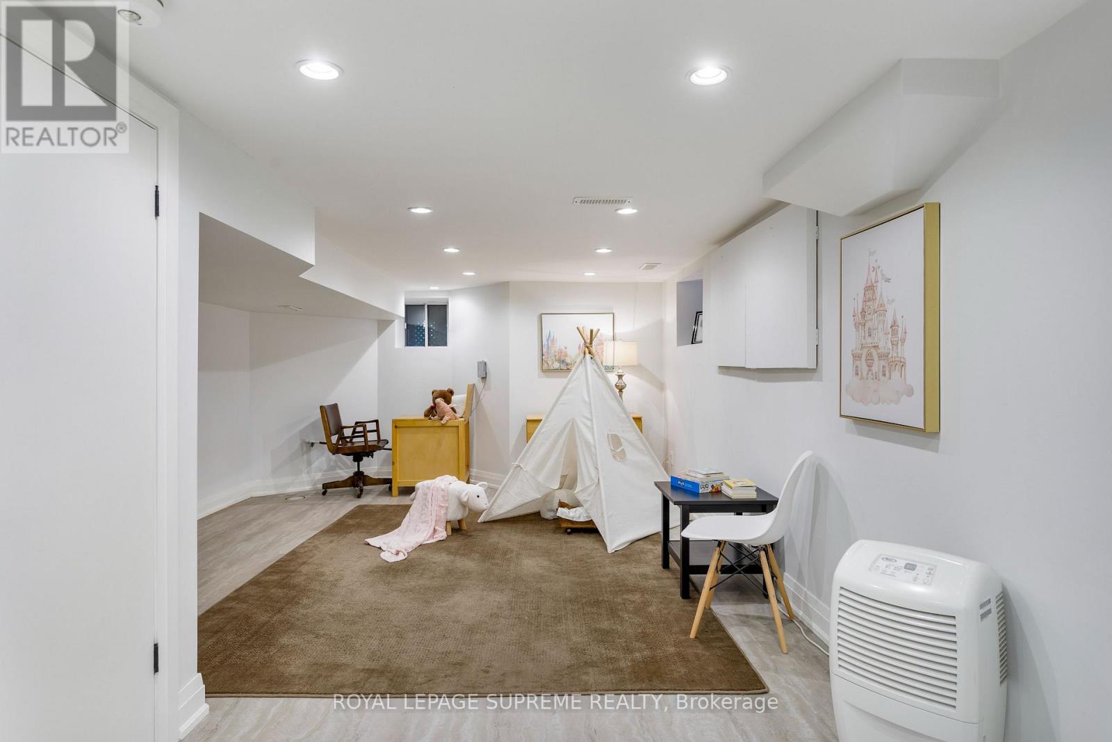 76 TYRREL AVENUE - Image 43