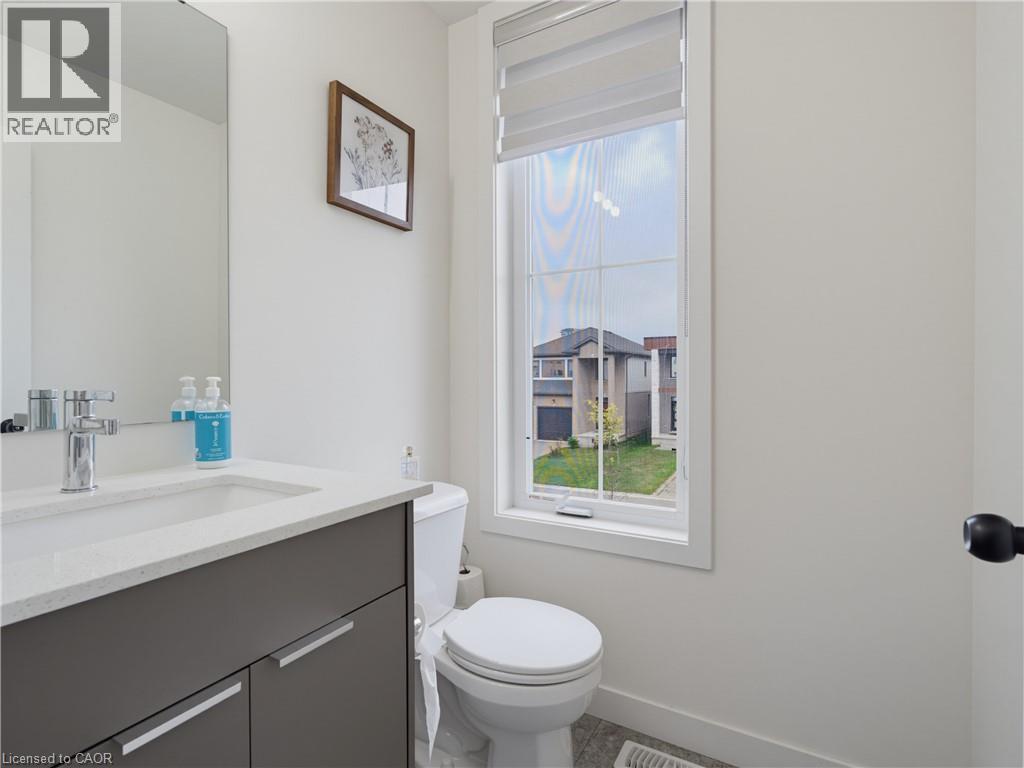 4 Bed, 4 Bath Townhouse for Rent in London – 1781 HENRICA Avenue Unit# 34, London - Image 21